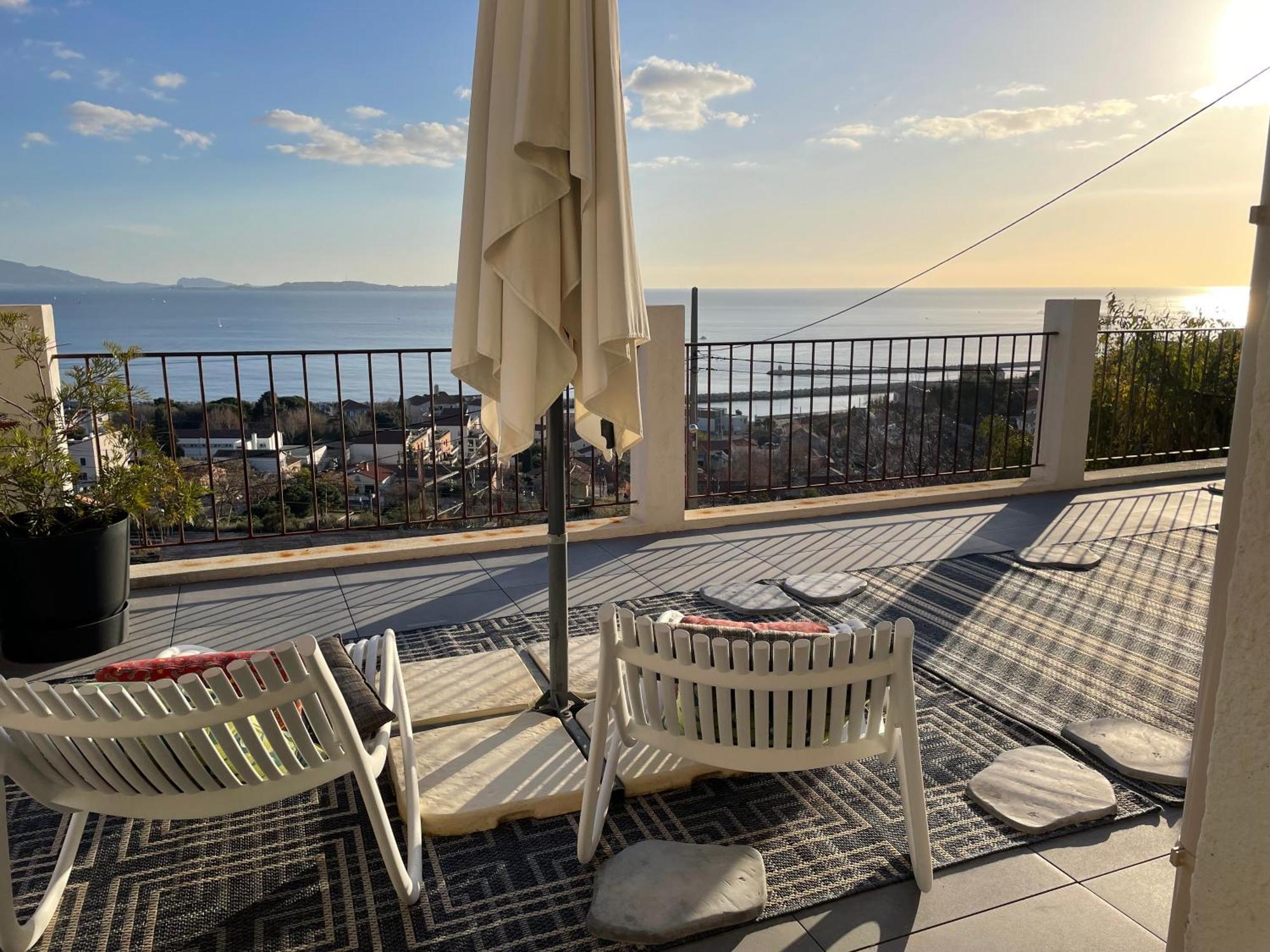 מרסיי Superbe Terrasse Avec Vue Panoramique Sur La Mer מראה חיצוני תמונה