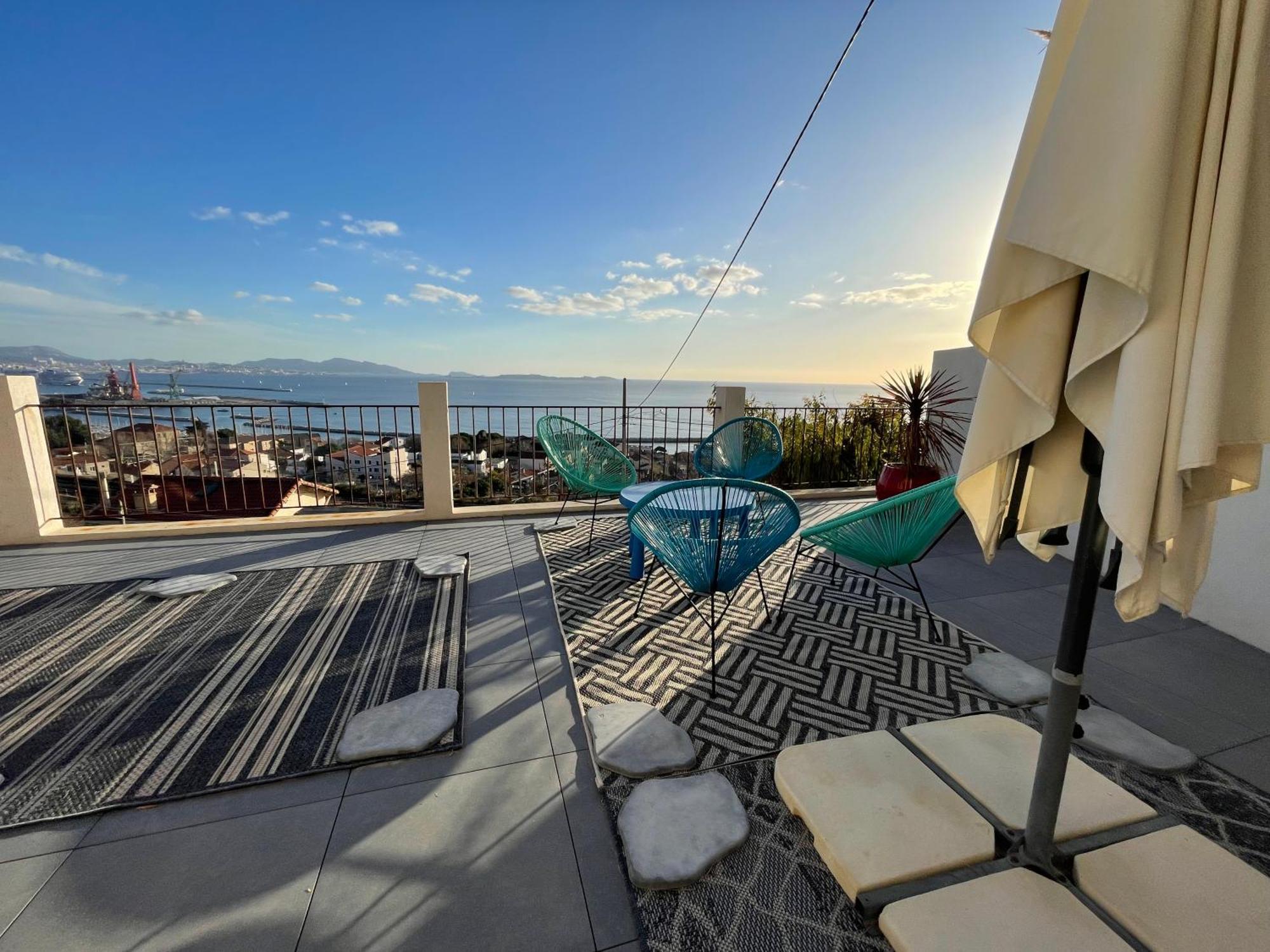מרסיי Superbe Terrasse Avec Vue Panoramique Sur La Mer מראה חיצוני תמונה