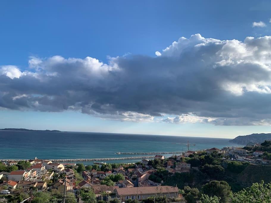 מרסיי Superbe Terrasse Avec Vue Panoramique Sur La Mer מראה חיצוני תמונה